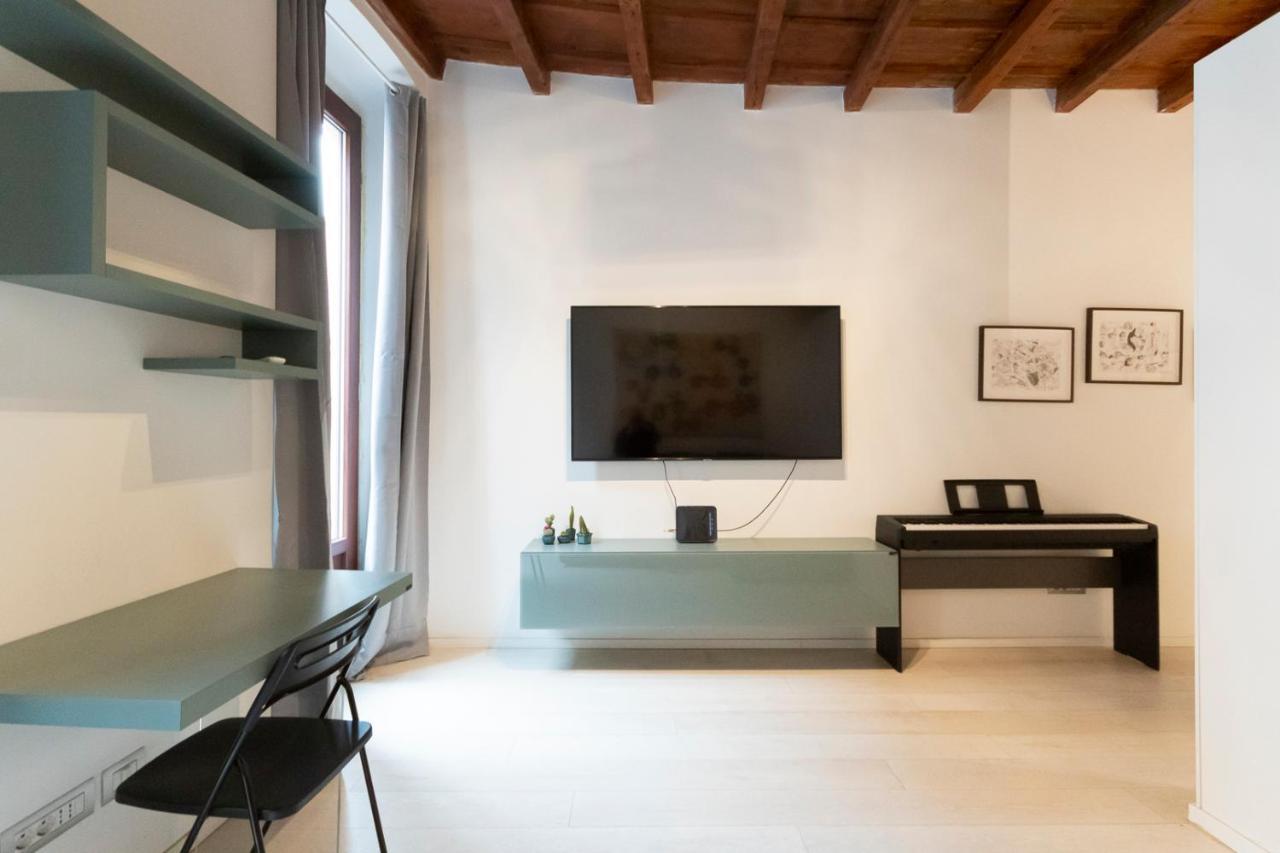 San Lorenzo Apartment Milano Eksteriør billede