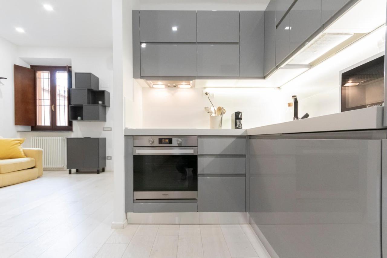 San Lorenzo Apartment Milano Eksteriør billede